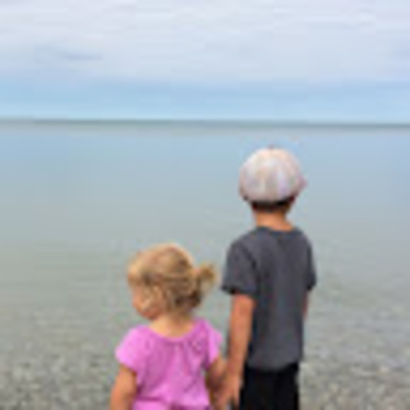 Meet your Posher, Stacy - Picture 1 of 1